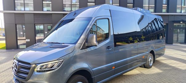 Wynajem busów Mercedes Sprinter 20 osób + kierowca
